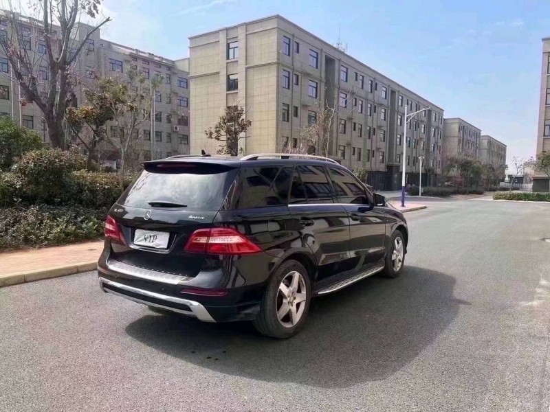 济南12年奔驰ML4
