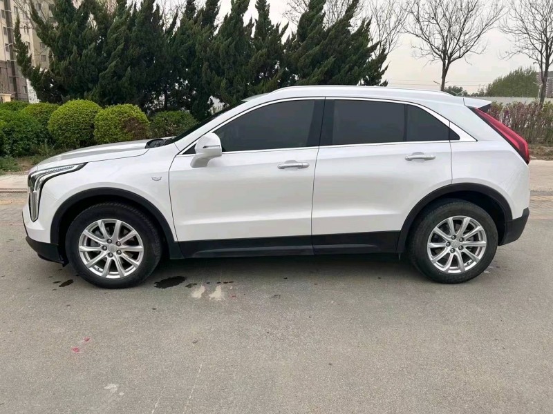青岛20年凯迪拉克XT48