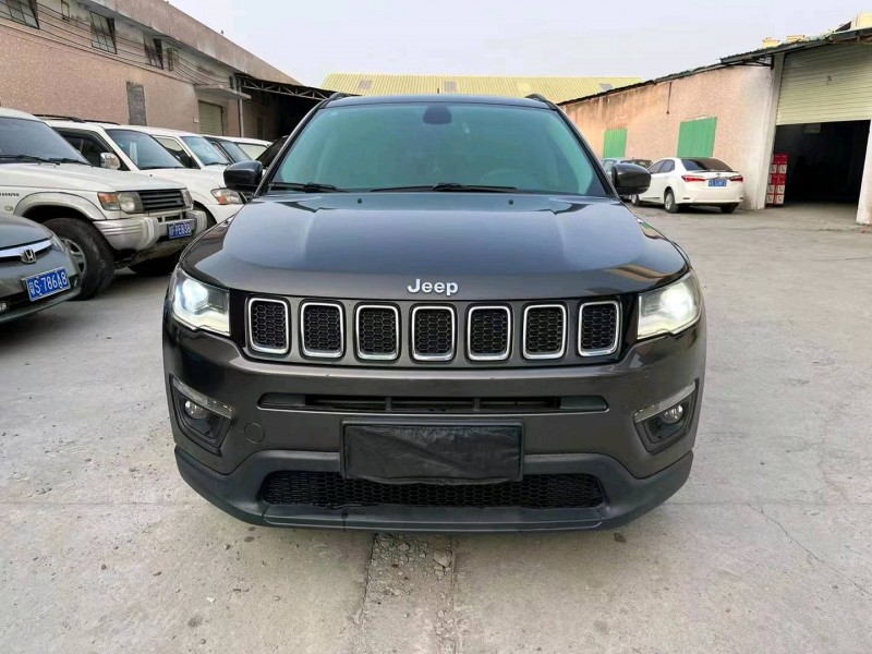 东莞18年Jeep指南者1