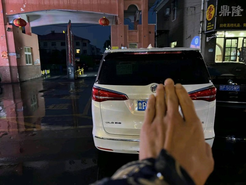 聊城19年别克GL86