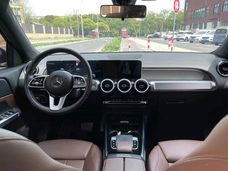 苏州20年奔驰GLB4