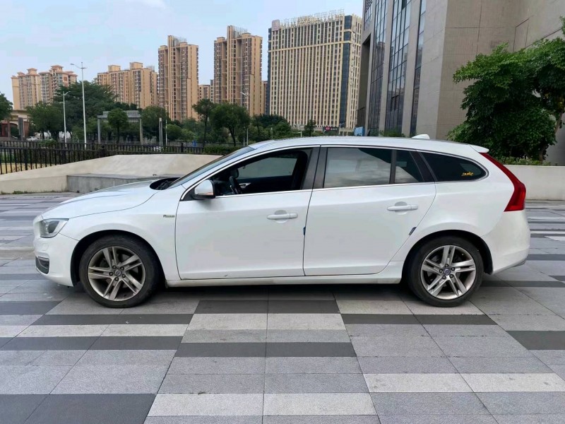 东莞14年沃尔沃V603