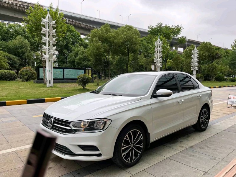 武汉19年大众宝来2