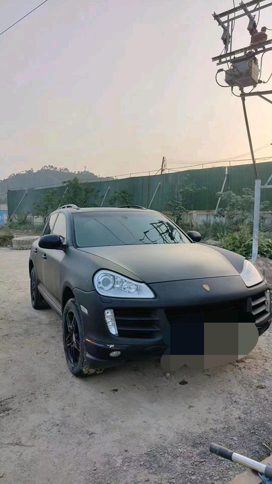 深圳06年保时捷卡宴1