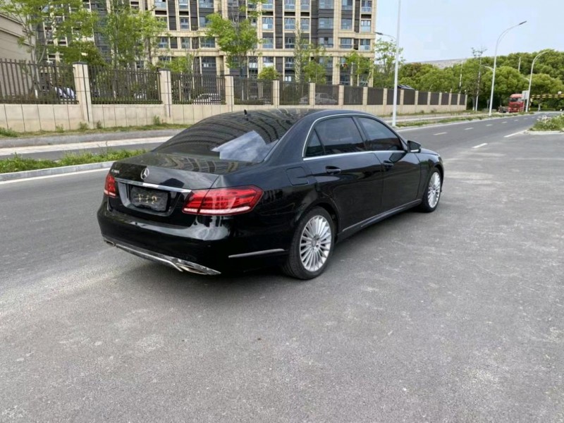 苏州15年奔驰E8