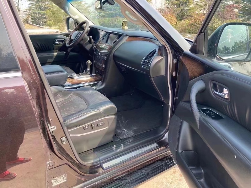 青島11年英菲尼迪QX567
