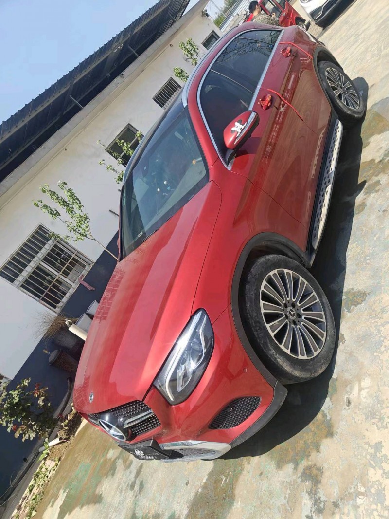 济南18年奔驰GLC3