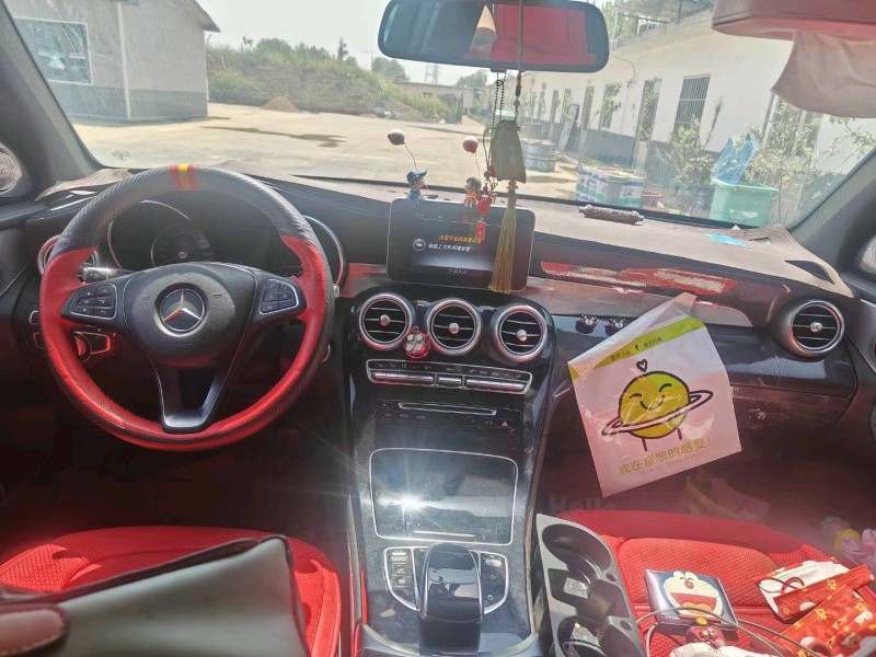 济南18年奔驰GLC4