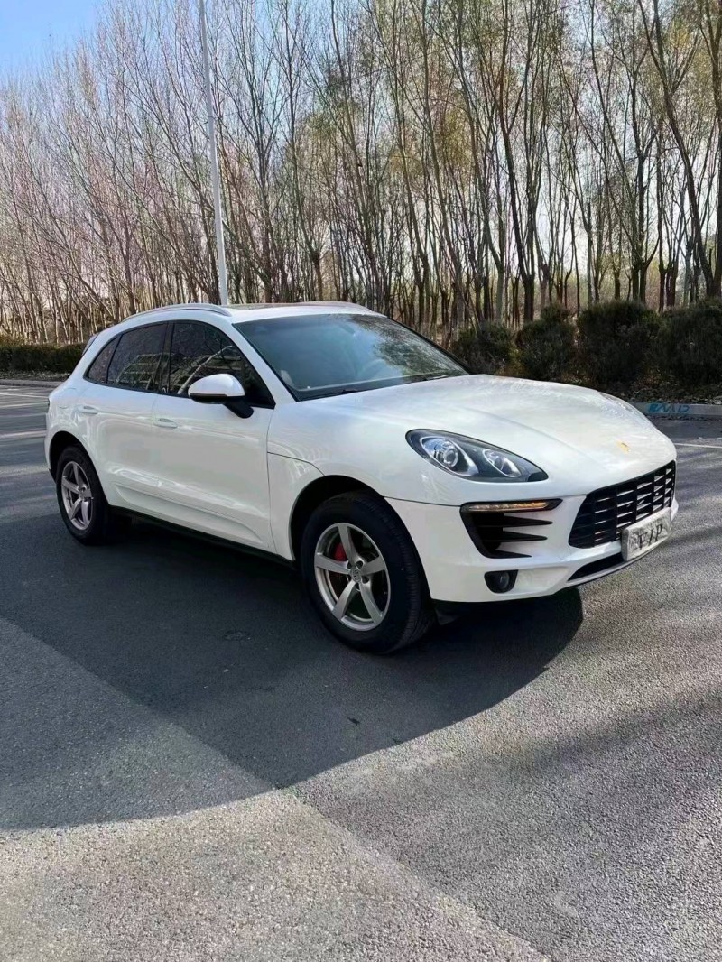 沈阳15年保时捷Macan2