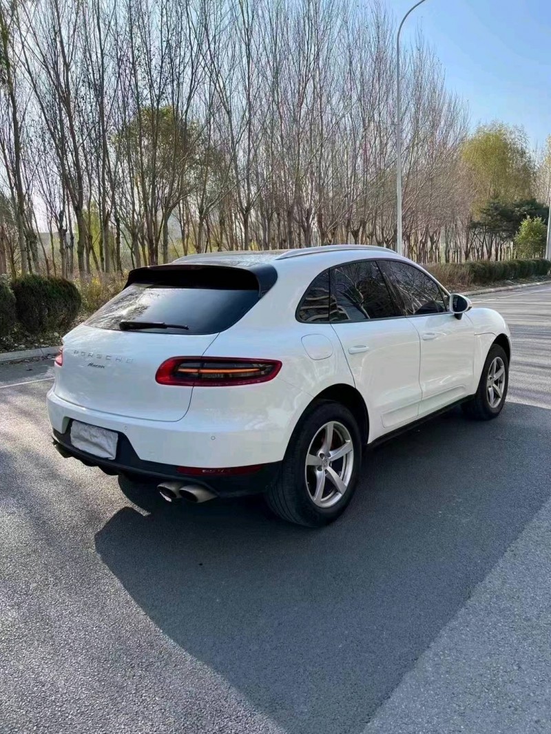 沈阳15年保时捷Macan6