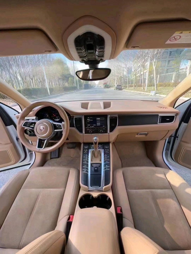 沈阳15年保时捷Macan8