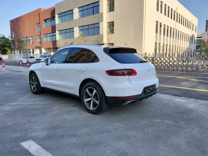 苏州15年保时捷Macan6