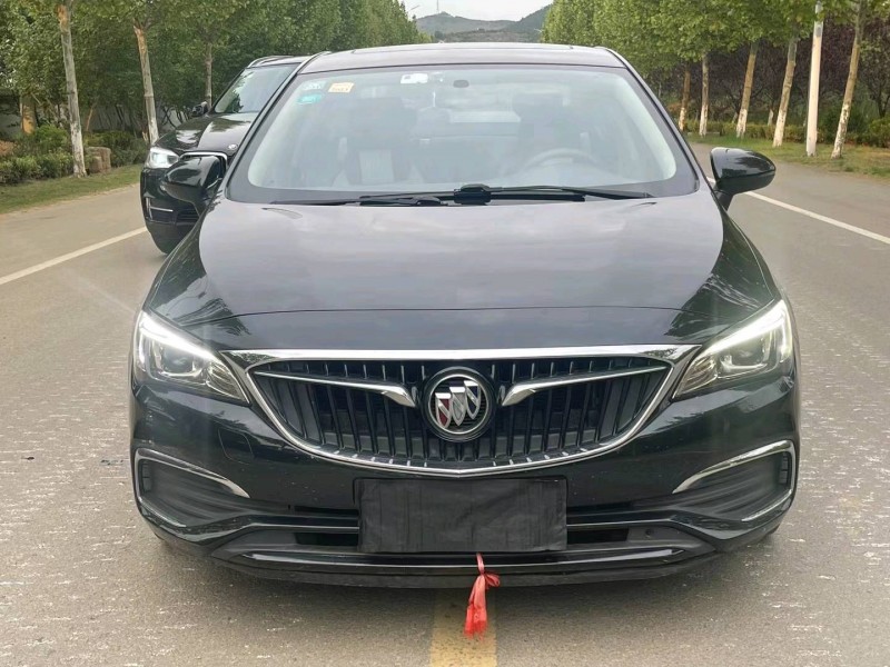 徐州17年别克威朗1