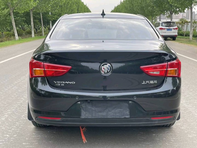 徐州17年别克威朗9