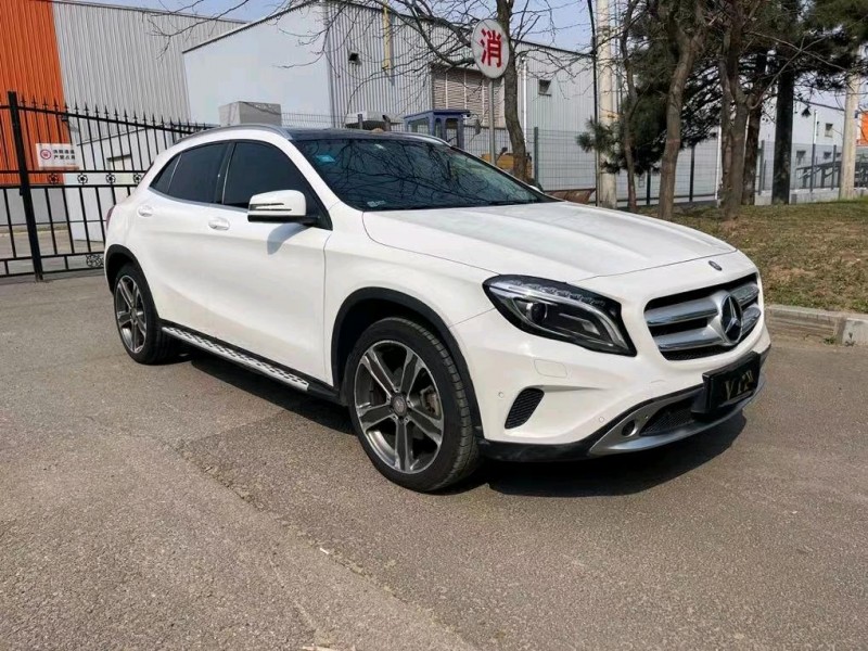 沈阳16年奔驰GLA3