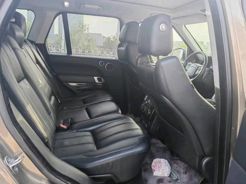 济南14年路虎揽胜行政3