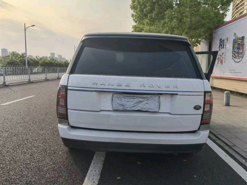 济南14年路虎揽胜行政5