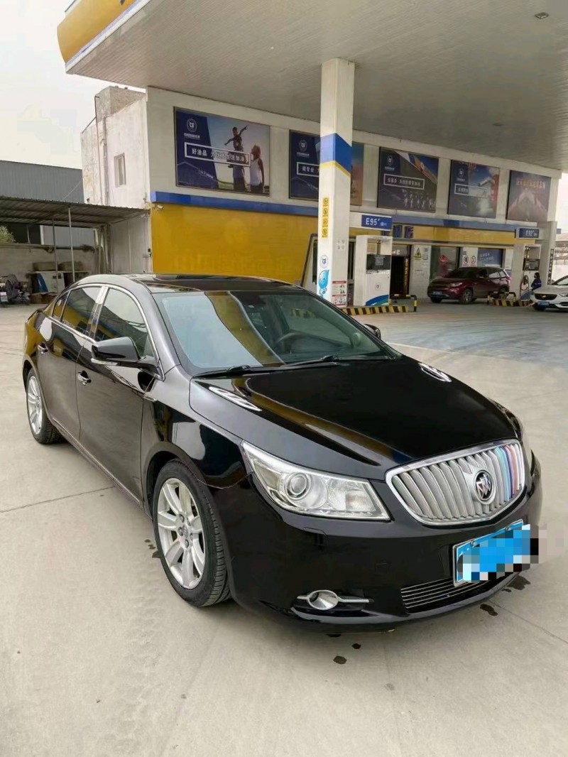 保定10年别克君越2