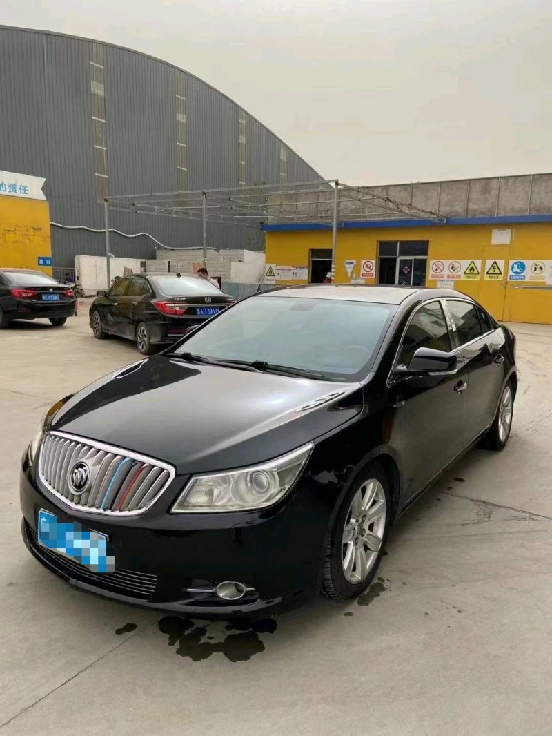 保定10年别克君越3