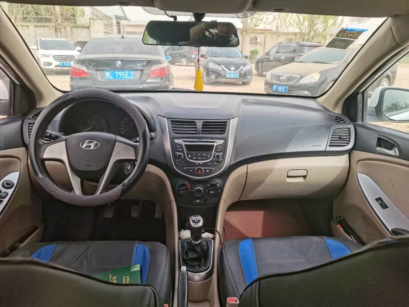 保定14年现代瑞纳6