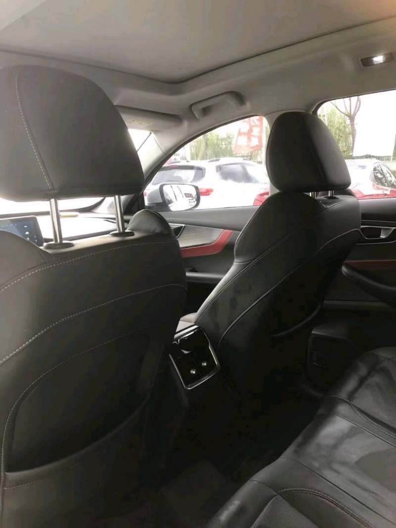 保定21年奇瑞瑞虎76