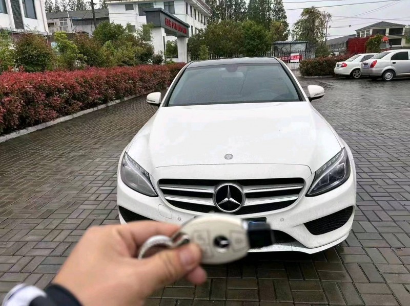 徐州17年奔驰C1