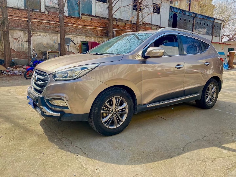 济南16年现代ix354