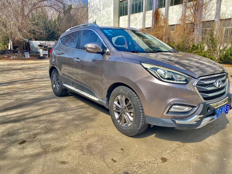 济南16年现代ix353