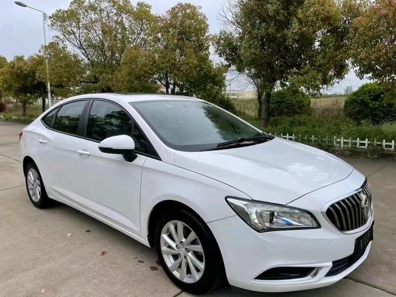 盐城17年别克君威3