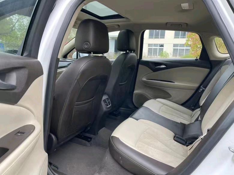 盐城17年别克君威5