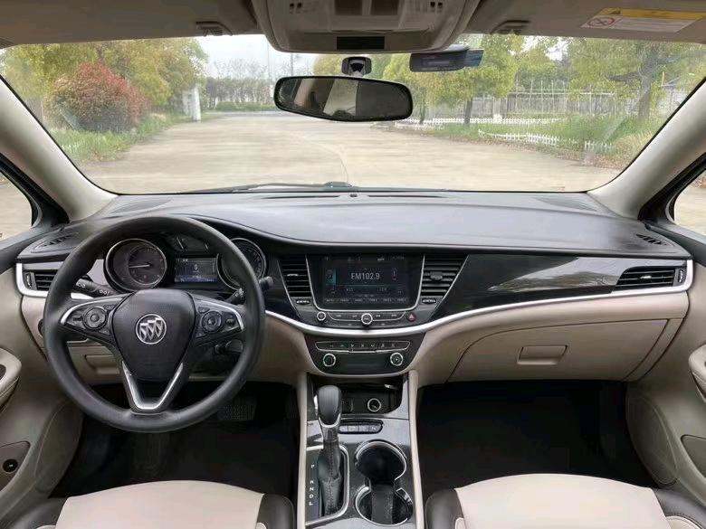 盐城17年别克君威7