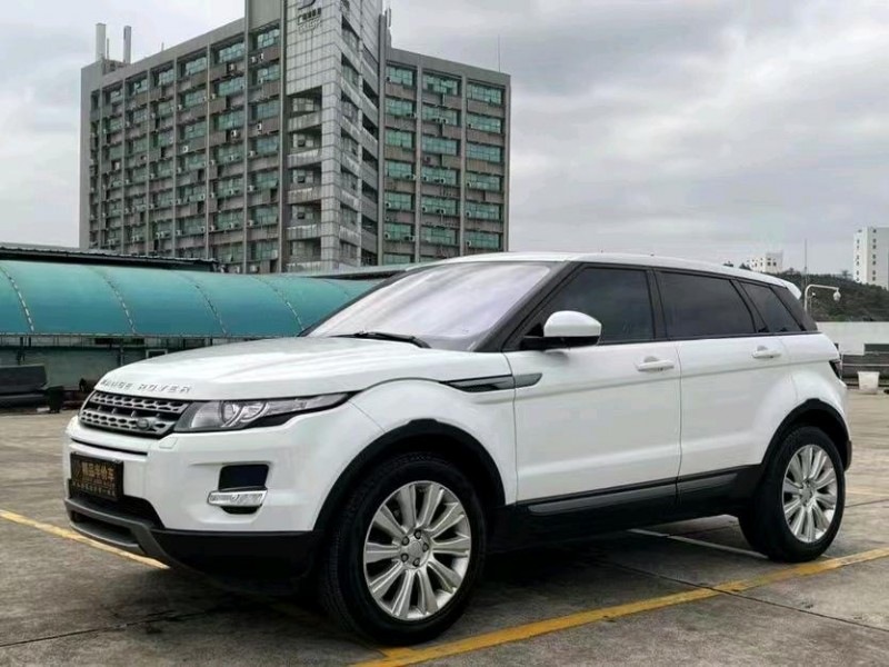 深圳16年路虎极光6