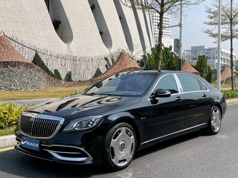 深圳21年奔驰迈巴赫S级3