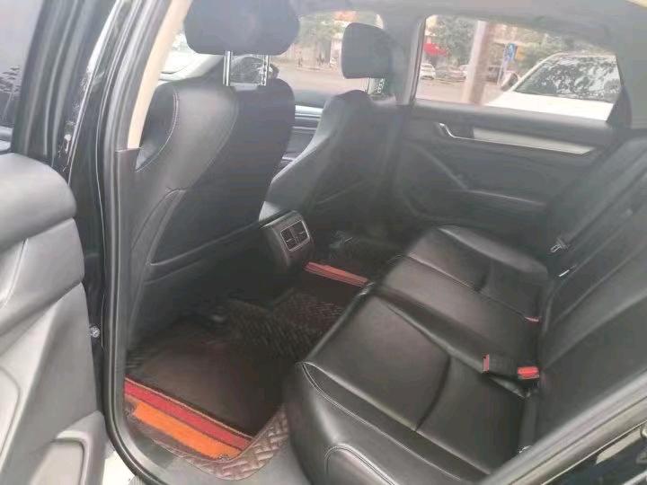 宜昌20年本田雅阁6