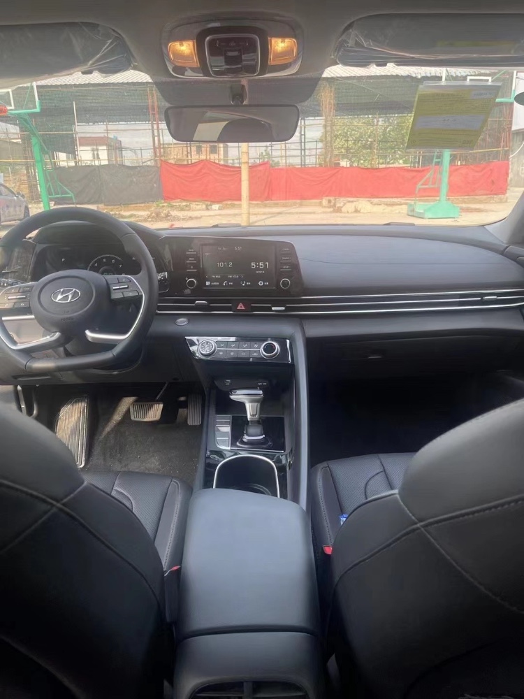 邯郸23年现代伊兰特6