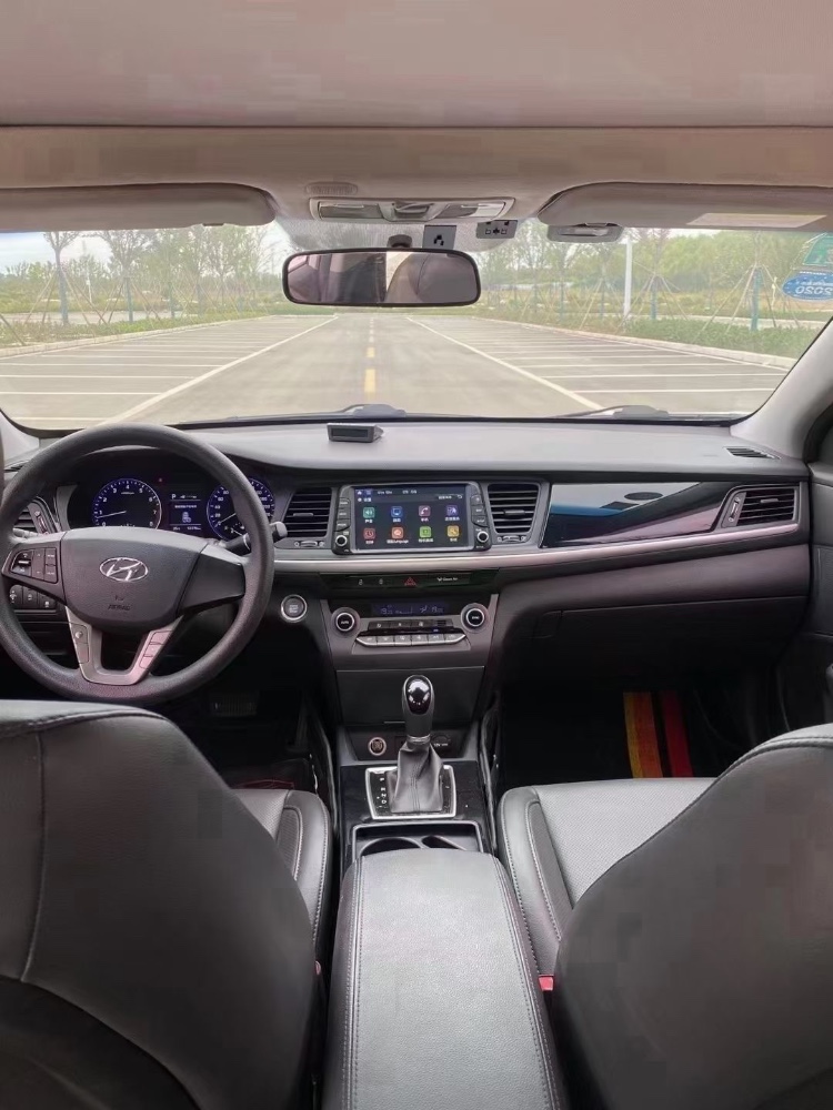 徐州19年现代名图5