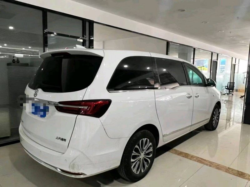 青岛20年别克GL85