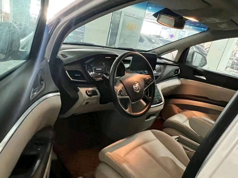 青岛20年别克GL88