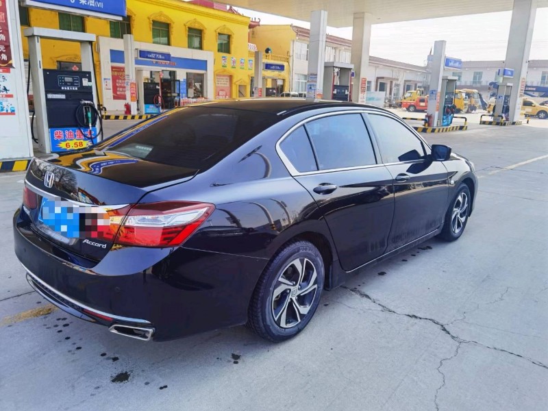 保定17年本田雅阁8