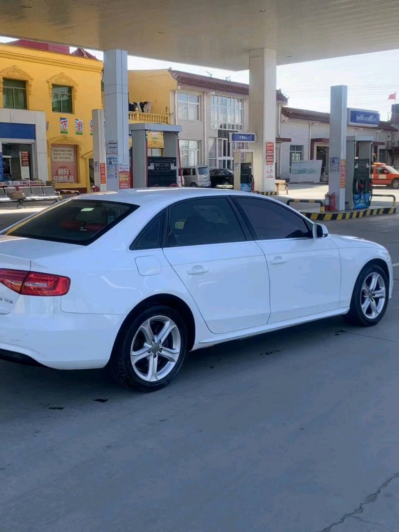 保定15年奥迪A4L7