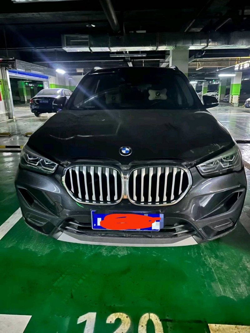 成都21年宝马X11