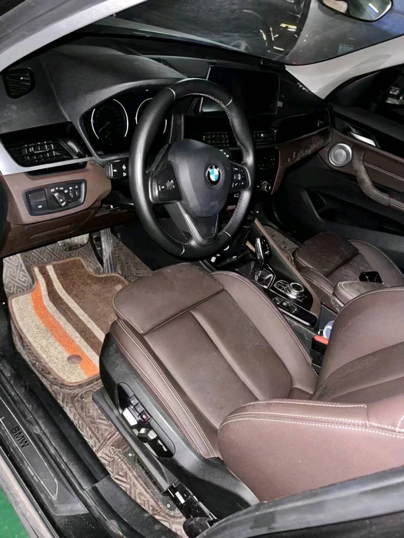 成都21年宝马X18