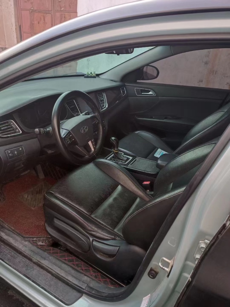 济宁14年现代名图2