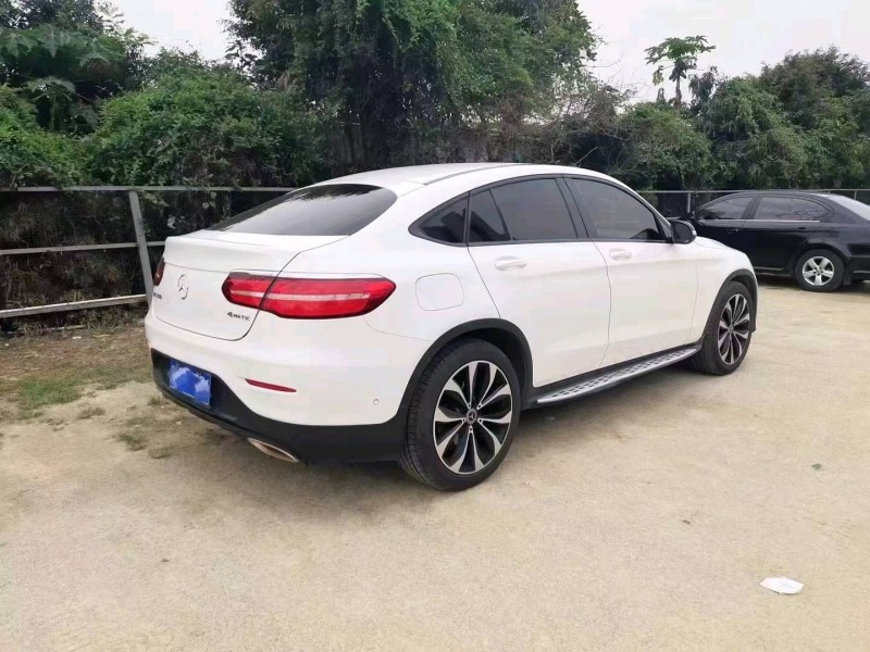 深圳17年奔驰GLC2