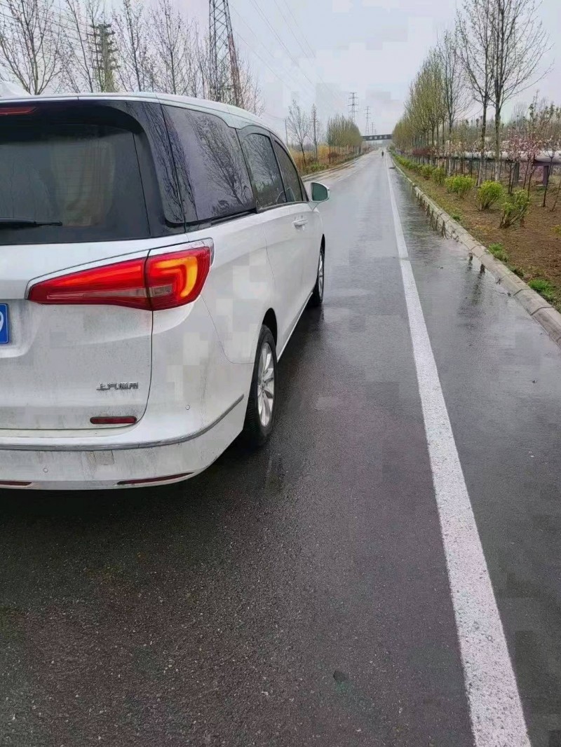 枣庄18年别克GL86