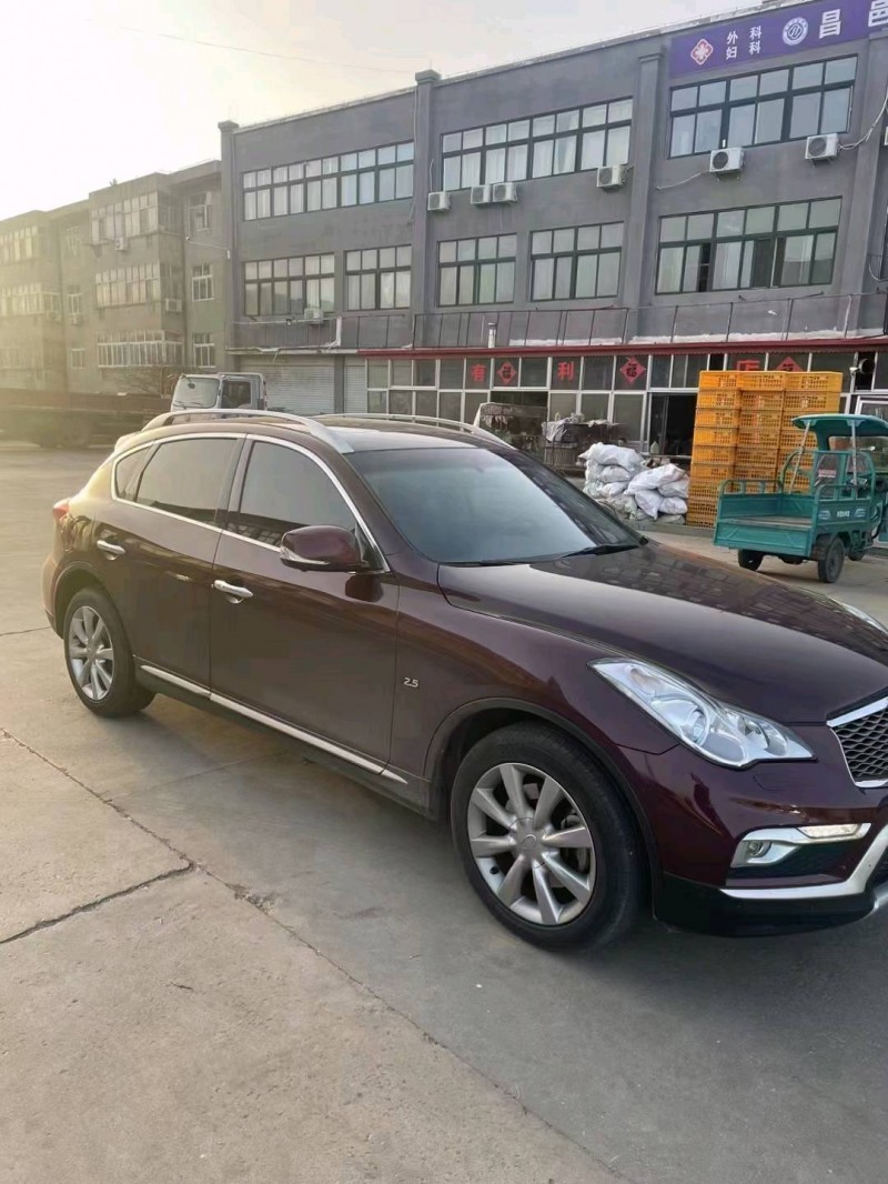 青岛16年英菲尼迪QX507