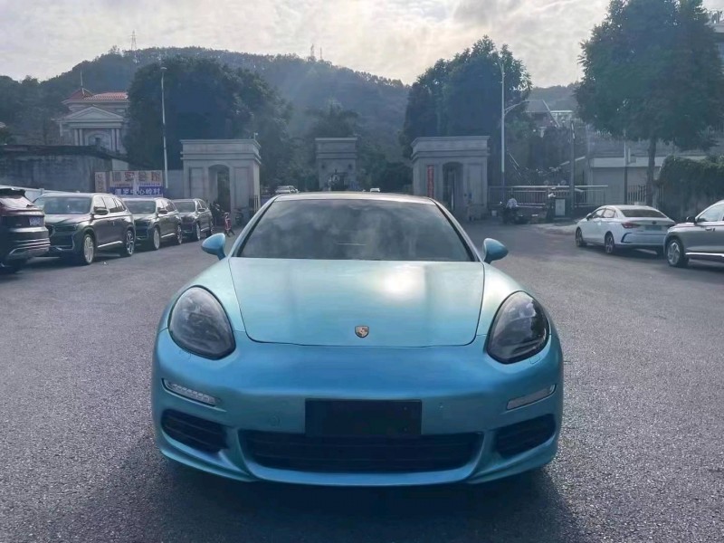 广州13年保时捷帕拉梅拉1