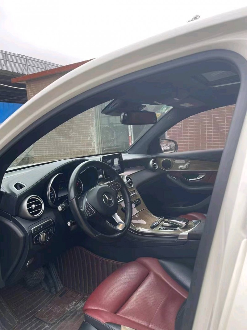 广州17年奔驰GLC4