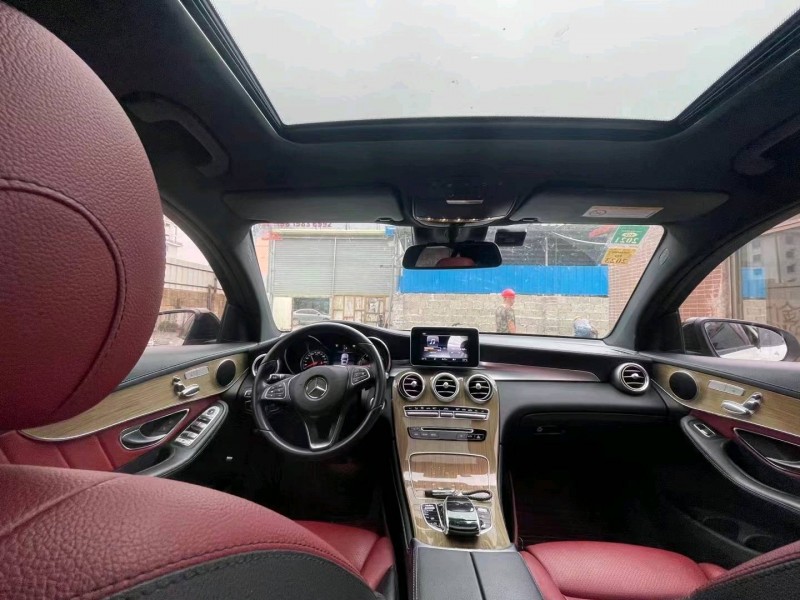 广州17年奔驰GLC5