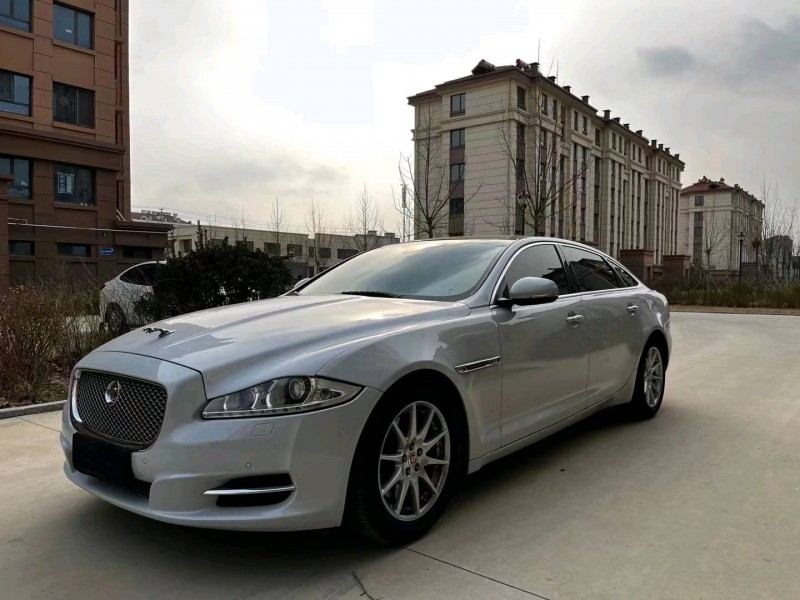 青岛16年捷豹XJL3